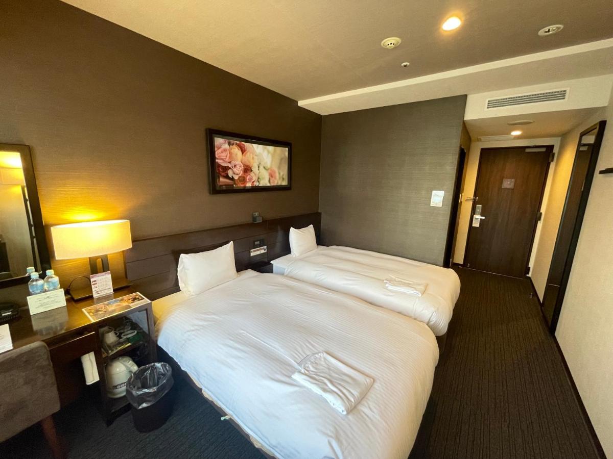 ลากูนาสวีท ชิง โยโกฮาม่า Hotel ภายนอก รูปภาพ