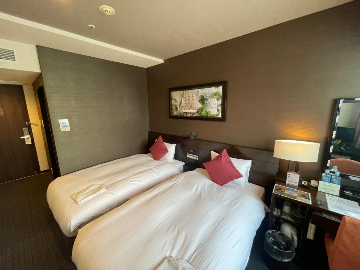 ลากูนาสวีท ชิง โยโกฮาม่า Hotel ภายนอก รูปภาพ